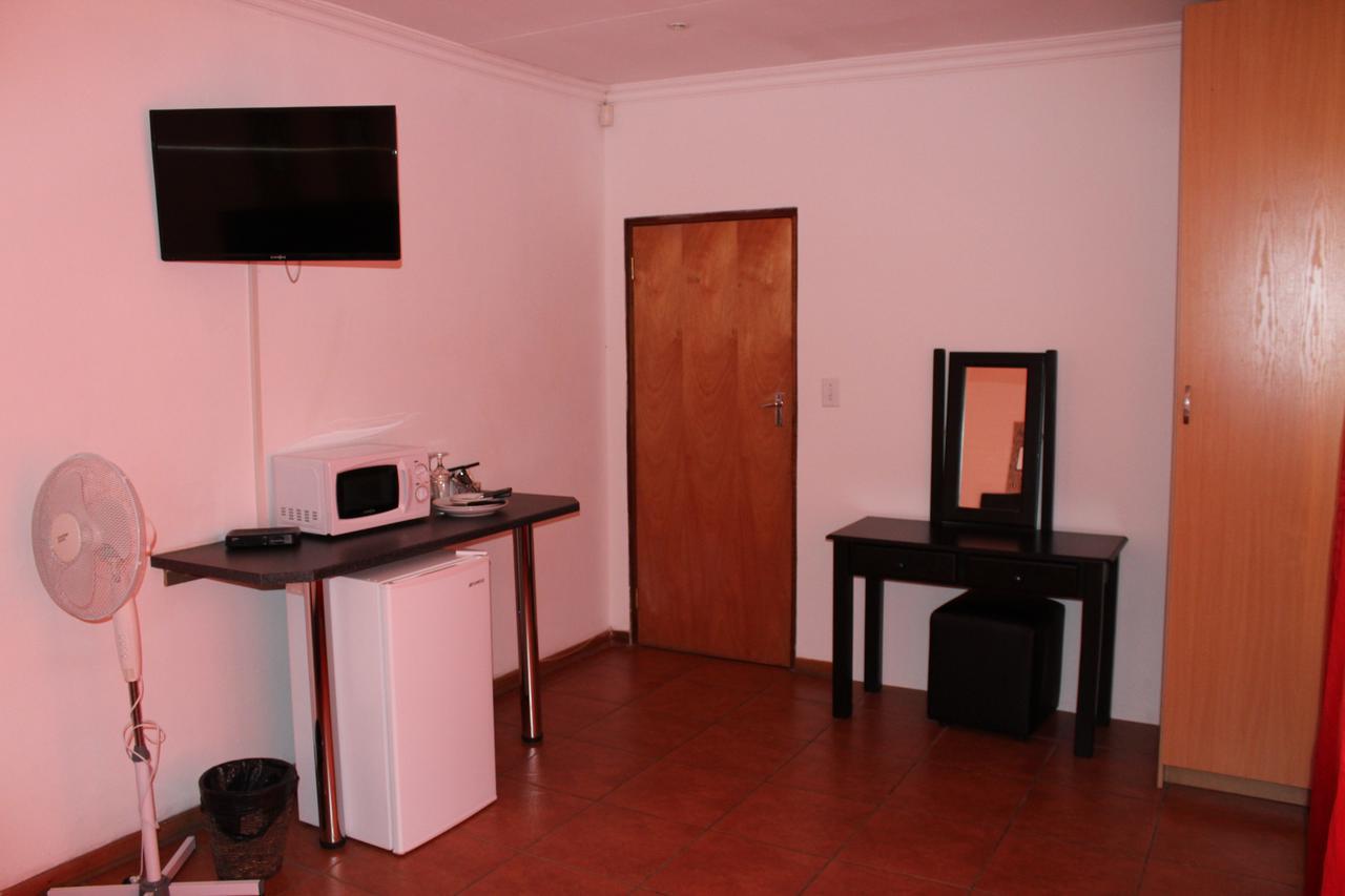Hotel Bottom Of Boden Benoni Exteriér fotografie